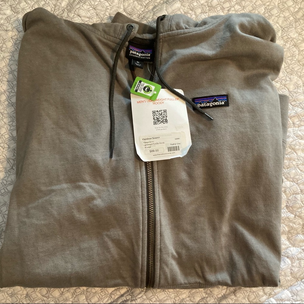 Men’s Patagonia Lightweight Zip Up Hoodie